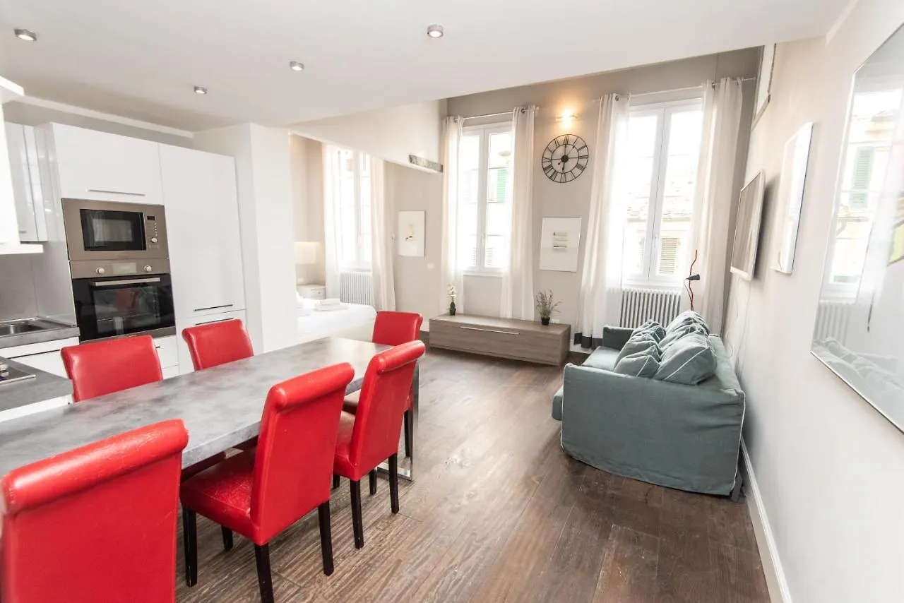 Lucrezia Apartment By Firenze Prestige
